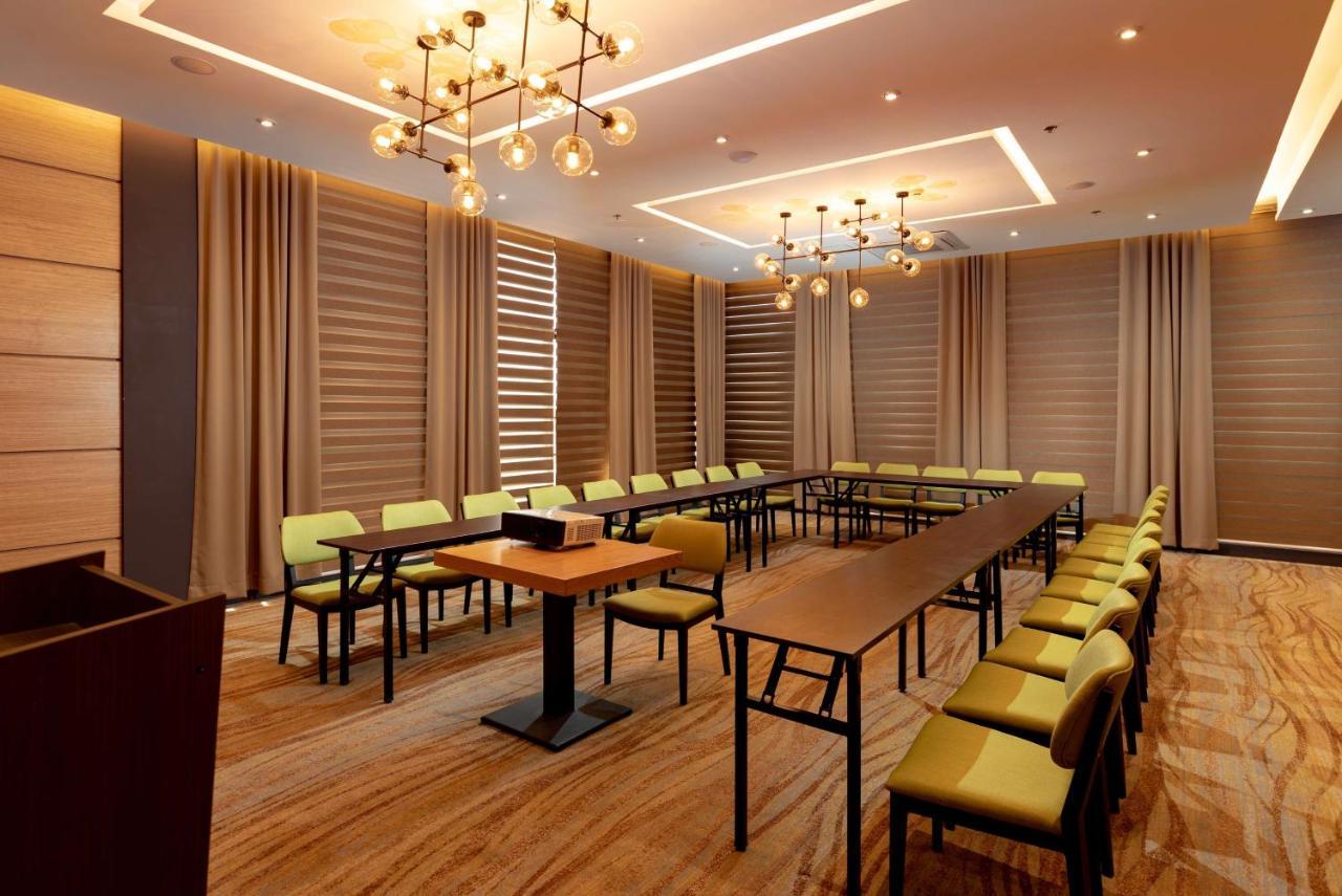 Best Western Metro Clark Angeles Exterior foto